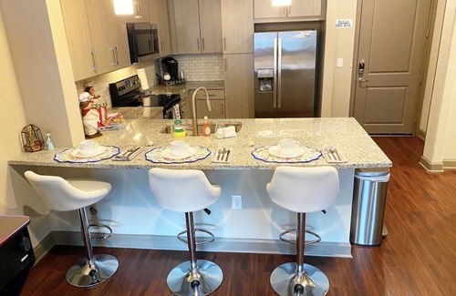 Loring Heights Apartment | Discover the Atlantic Station Chill Spot for Families