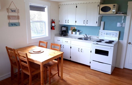 Lunenburg Hotel | Discover Atlantic View Motel and Cottages with Breakfast