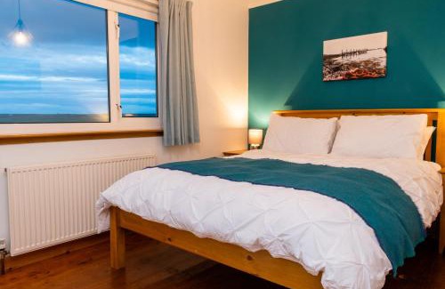 Arnol House | Beautiful Atlantic Views at Arnisdale House - 4-Star Retreat