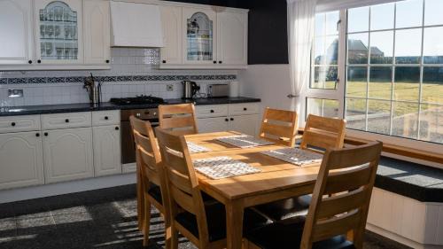 Arnol House | Beautiful Atlantic Views at Arnisdale House - 4-Star Retreat