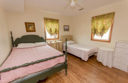 Sea Retreat House | Discover Atlantic Vu: Family and Pet Friendly Retreat