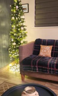 Roscoe Apartment | Atlantic Way Urban Escape