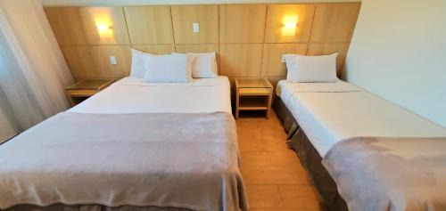 Recreio dos Bandeirantes Hotel | Relax at Atlantico Sul Hotel with Oceanfront Views