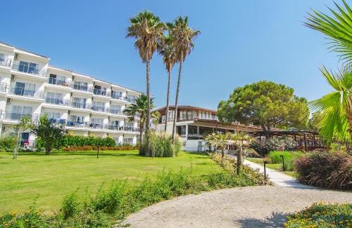 Kusadasi Resort | Relax at Atlantique Holiday Club - All-Inclusive Retreat