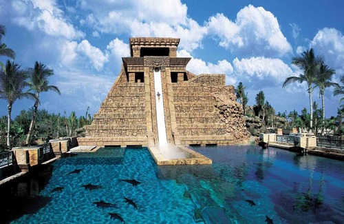 Paradise Island House | Experience Atlantis Harborside with Free Park Passes