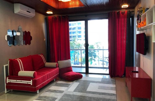 Taman Kota Laksamana House | Relaxing Atlantis Residence with Pool and Family Amenities