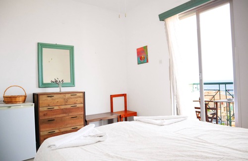 Agios Konstantinos Bed & Breakfast | Atlantis Rooms