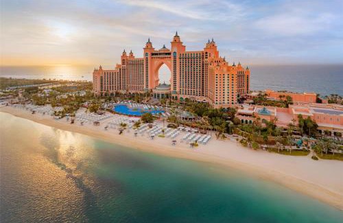 Palm Jumeirah Resort | Experience Atlantis, The Palm: 5-Star Beachfront Oasis