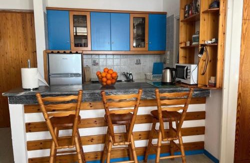 Loutraki-Agioi Theodoroi Apartment | Beautiful Atlas Apartment with Private Beach & Sea Views
