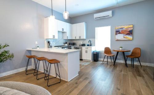 Dripping Springs House | Atlas Cottage - Cozy Stay for 2