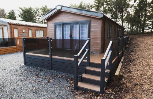 Auchterarder Cabin | Discover Atlas Ovation Lodge: Family-Friendly Comfort Awaits
