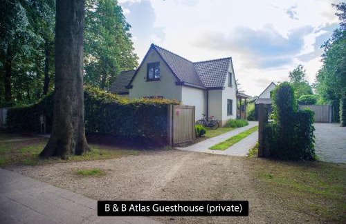 Sint-Andries Bed & Breakfast | Inviting Atlas Private Guesthouse: Highly Rated & Family-Friendly