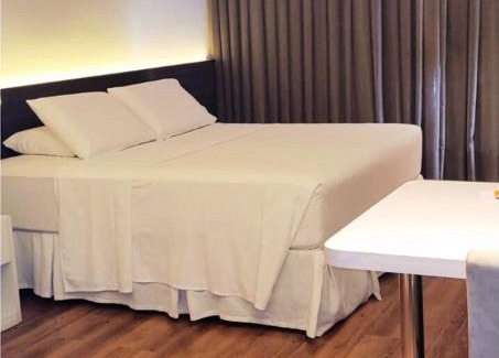 Feira de Santana Hotel | Discover Atmosfera Hotel: Family-Friendly with Pool & Dining