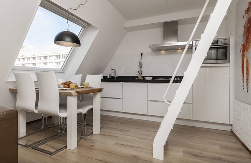 Egmond aan Zee Cottage | Atmospheric and luxurious holiday home with sea view on the dunes of Egmond aan Zee
