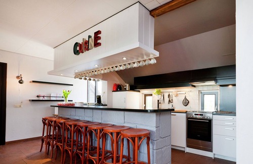 Heusden Gem Asten Villa | Charming Country House Retreat in Asten - 10/10 Rated Stay