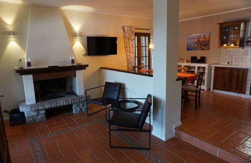Pieve House | Romantic Stone Holiday House with Breathtaking Views