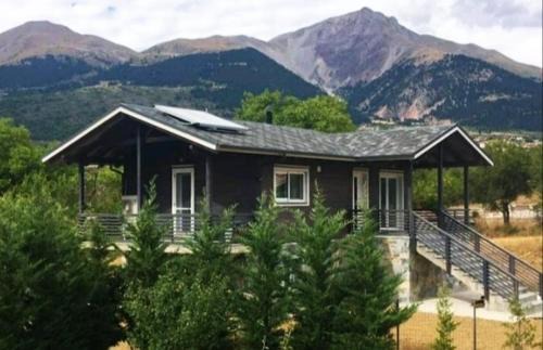 Karpenisi Ski Chalet | Guest Rated 10/10: Atmospherico with Hot Tub & Kitchen