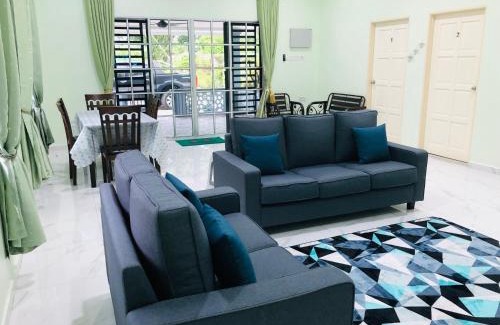 Trong Apartment | Family-Friendly Atocha Homestay - Terong@Taiping Awaits