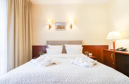 Swinoujscie Resort | Discover Relaxation at Atol Spa with Oceanfront Views