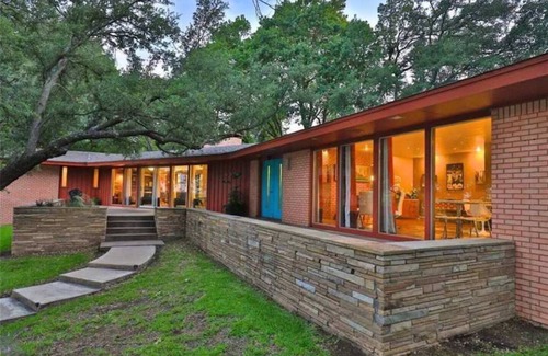 Coleman House | Experience Atomic Ranch House at Stardust Retreat - Top Rated!