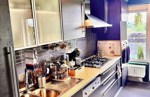 Strombeek-Bever Apartment | Convenient Access to Atomium and Expo Just 800m Away