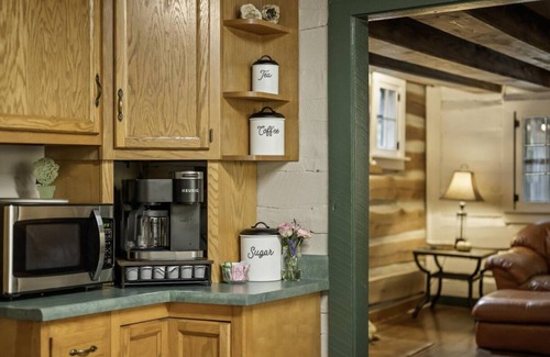 Gnaw Bone Cabin | Inviting Pine Hill Cabin: Pet-Friendly Retreat in Brown County