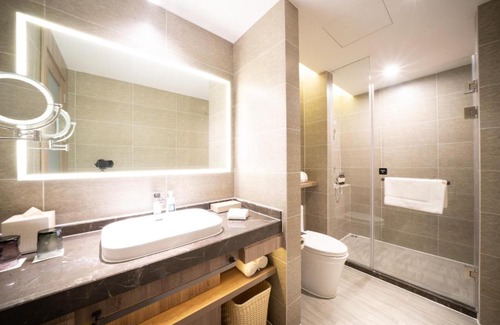 Yue Lu Hotel | Discover Atour Hotel Changsha Lugu - Family-Friendly Retreat
