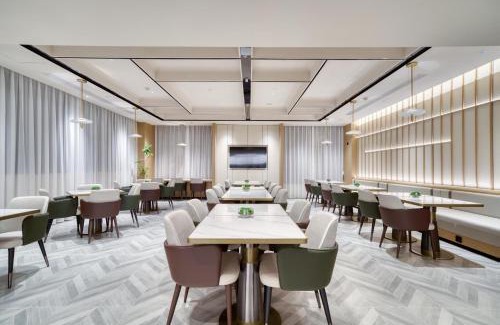 Jianggan Hotel | Comfortable Stay at Atour Hotel Hangzhou Jiubao Center