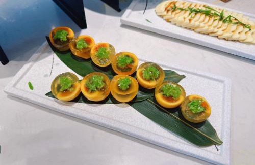 Jiading Hotel | Discover Atour Hotel Jiading: Family-Friendly with Dining