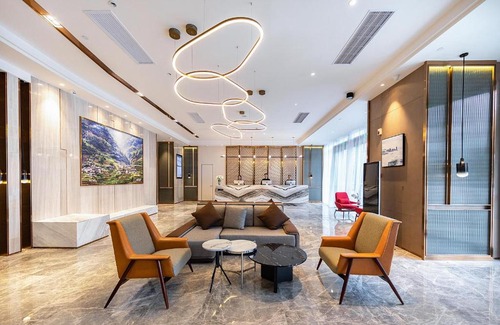 Qiao Kou Hotel | Discover Atour Hotel Wuhan International Plaza Near HUST