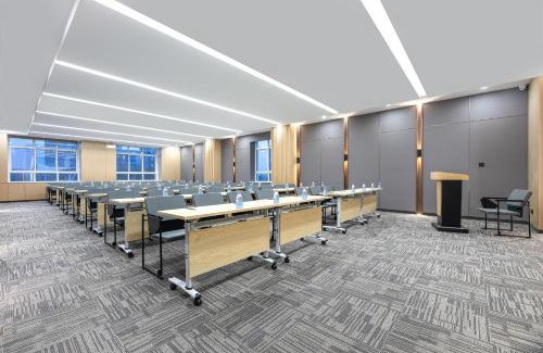 Baqiao Hotel | Relax at Atour Hotel Xi'an International Port Area, 4-Star Stay