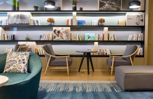 Weiyang Hotel | Unforgettable Stays at Atour Hotel Xi'an - 10/10 Rated