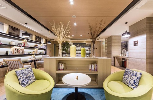 Weiyang Hotel | Unforgettable Stays at Atour Hotel Xi'an - 10/10 Rated