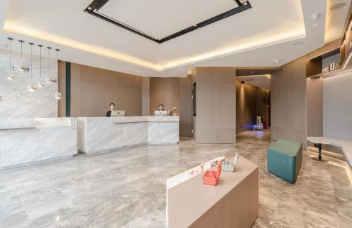 Yixing Hotel | Atour Hotel Yixing: Family-Friendly Stay with Great Access