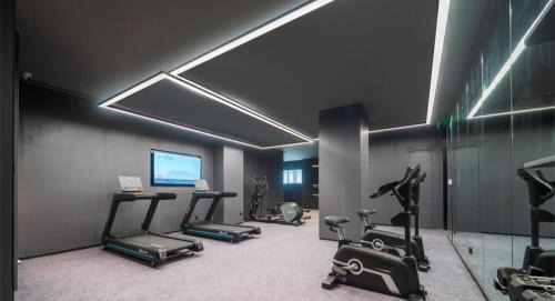 Jinshui District Hotel | Atour Hotel Zhengzhou Zhenghong City Garden Road