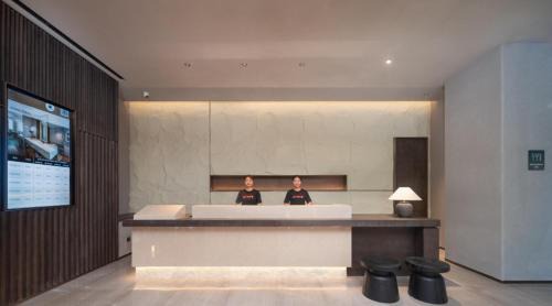 Jinshui District Hotel | Atour Hotel Zhengzhou Zhenghong City Garden Road