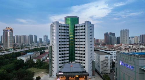 Jinshui District Hotel | Atour Hotel Zhengzhou Zhenghong City Garden Road