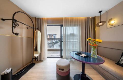 Dujiangyan Hotel | Discover Atour Light Hotel Chengdu Dujiangyan - Rated 10/10
