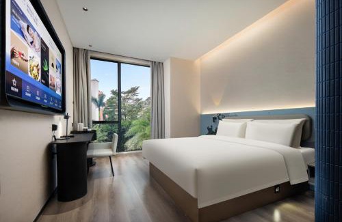 Haizhu Hotel | Convenient Stay at Atour Light Hotel Guangzhou Pazhou