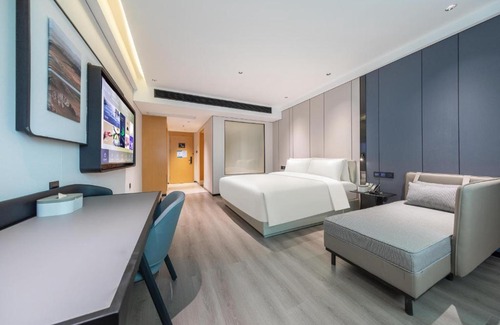 Baiyun Hotel | Welcoming Atour X Hotel Near Guangzhou Baiyun Airport