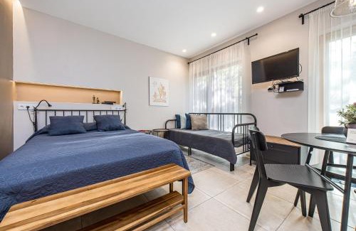 Palanga Apartment | Experience Atpūtys: Oceanfront Bliss with Stellar Ratings