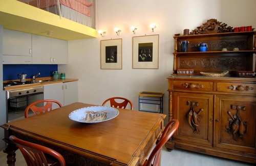 Atrani Apartment | Attractive Maddalena: Ocean Views in Heart of Atrani