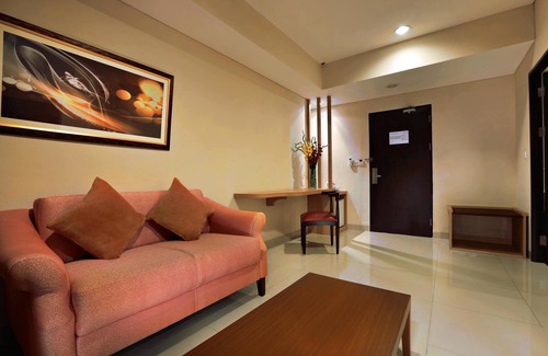 Tangerang Hotel | Discover Atria Residences Gading Serpong: 4-Star Comfort & Amenities