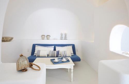 Oia Apartment | Experience Atrina Canava 1894: Oceanfront Paradise Awaits