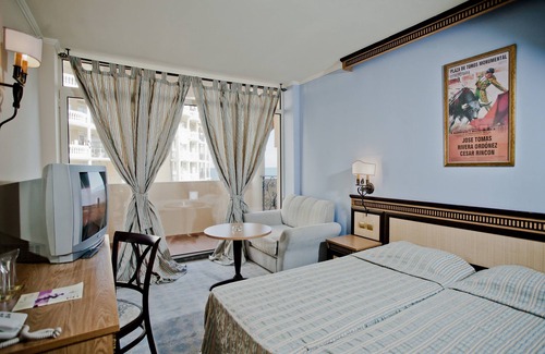 Elenite Resort | All-Inclusive Atrium Beach Hotel with Pool & Family Amenities