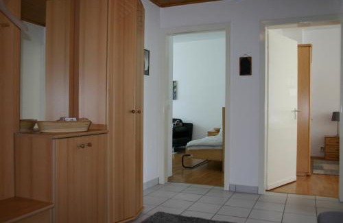 Rathaus Apartment | Family-Friendly Stay at Atrium City with High Ratings