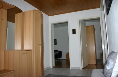 Rathaus Apartment | Family-Friendly Stay at Atrium City with High Ratings