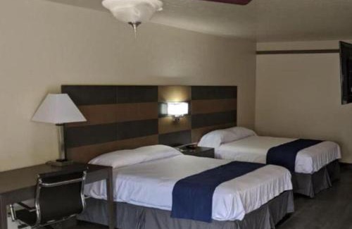 Fort Stockton Hotel | Inviting Atrium Inn: Pet-Friendly with Oceanfront Views