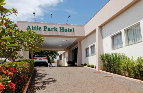 Segismundo Pereira Hotel | Pet-Friendly Attiê Park Hotel with Pool and Restaurant