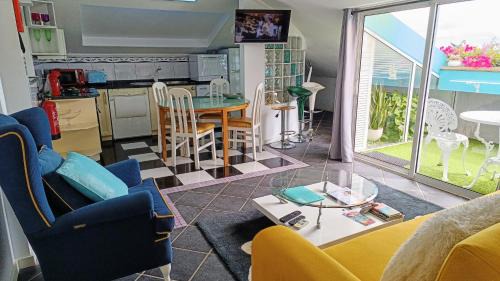 Camara de Lobos Apartment | Pet-Friendly Attic Bay - Oceanfront Escape Rated 9.7/10
